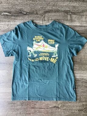 Nike Moving Co. Air Force 1 Graphic T-Shirt Dark Teal Green Large